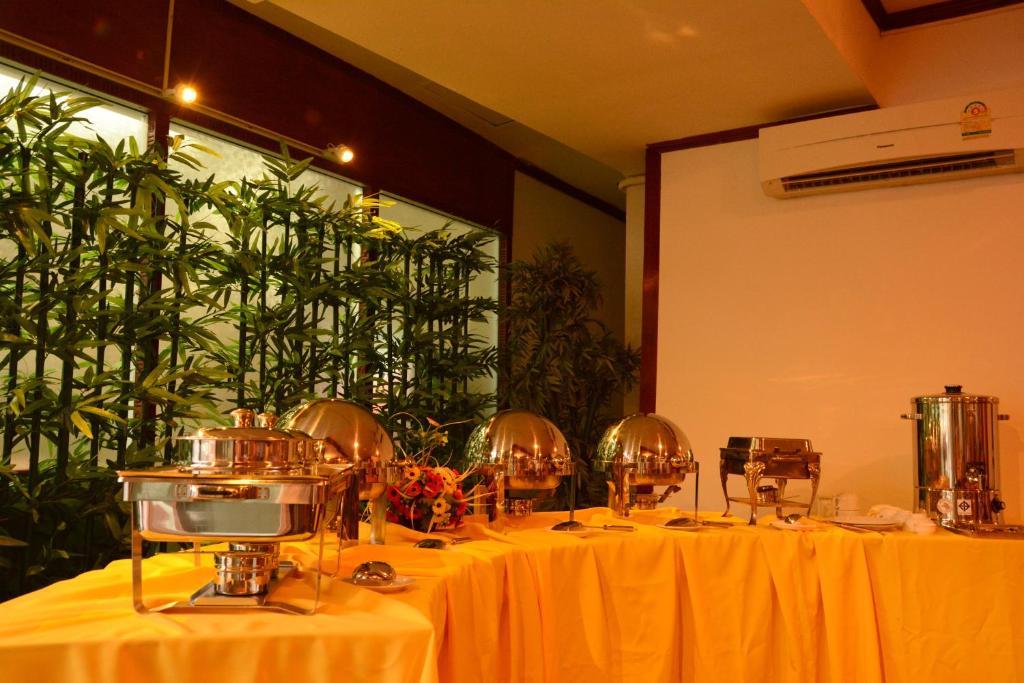 Pohseen Grand Palace Hotel Bangkok Eksteriør bilde